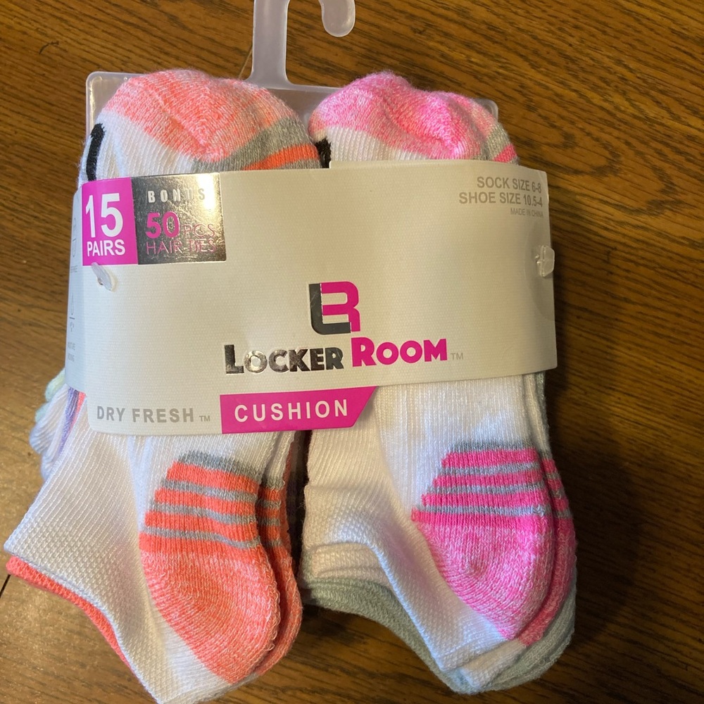 Locker Room Kids Ankle Socks.